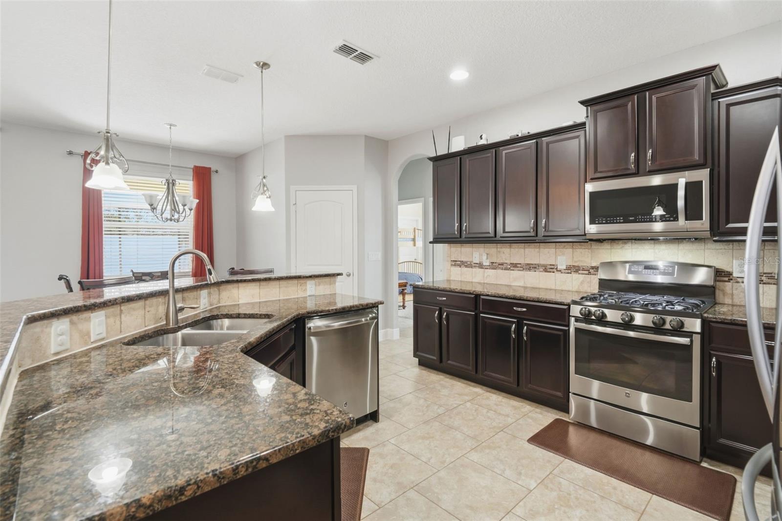 LAKE BATON ESTATES - Residential