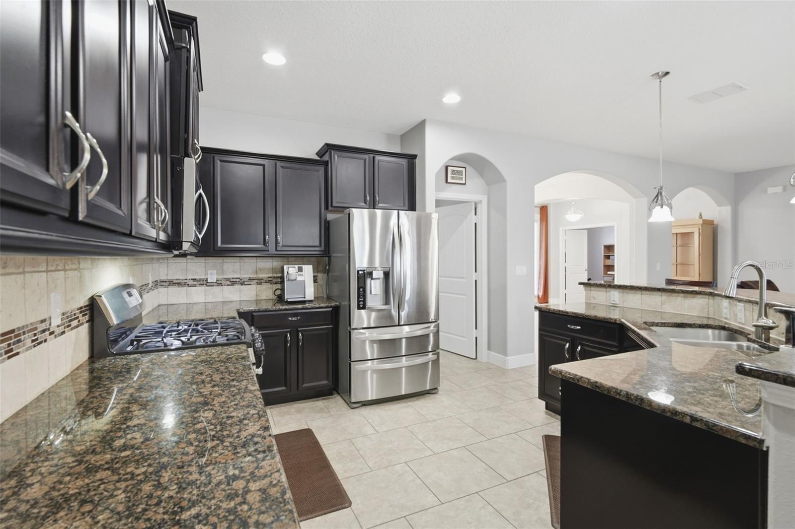 LAKE BATON ESTATES - Residential