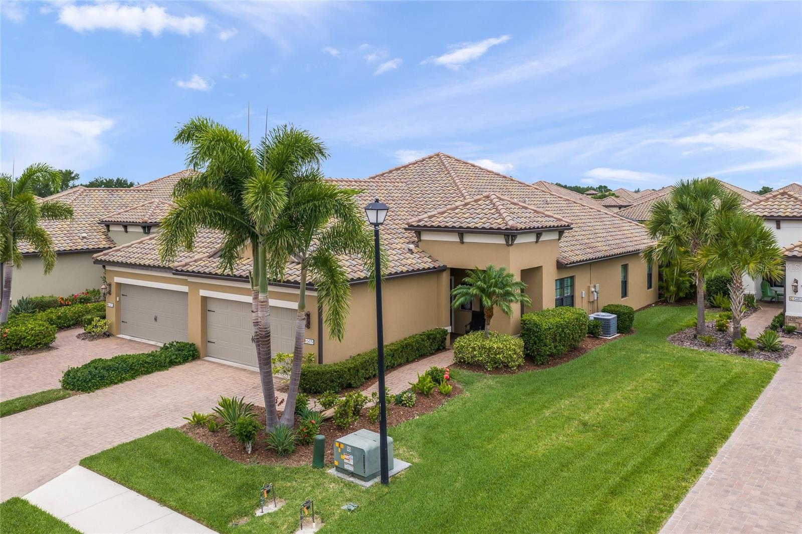 6479 POSITANO COURT, SARASOTA, FL, 34243 3 6479 POSITANO COURT