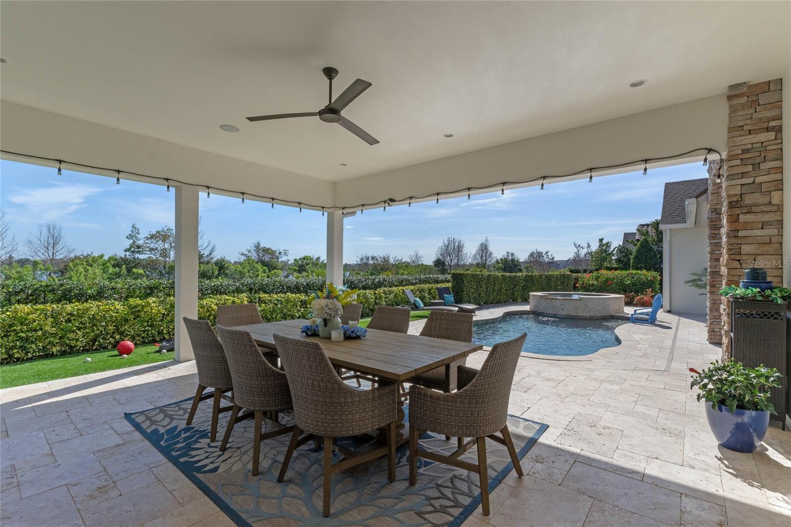 BALDWIN PARKA - Residential