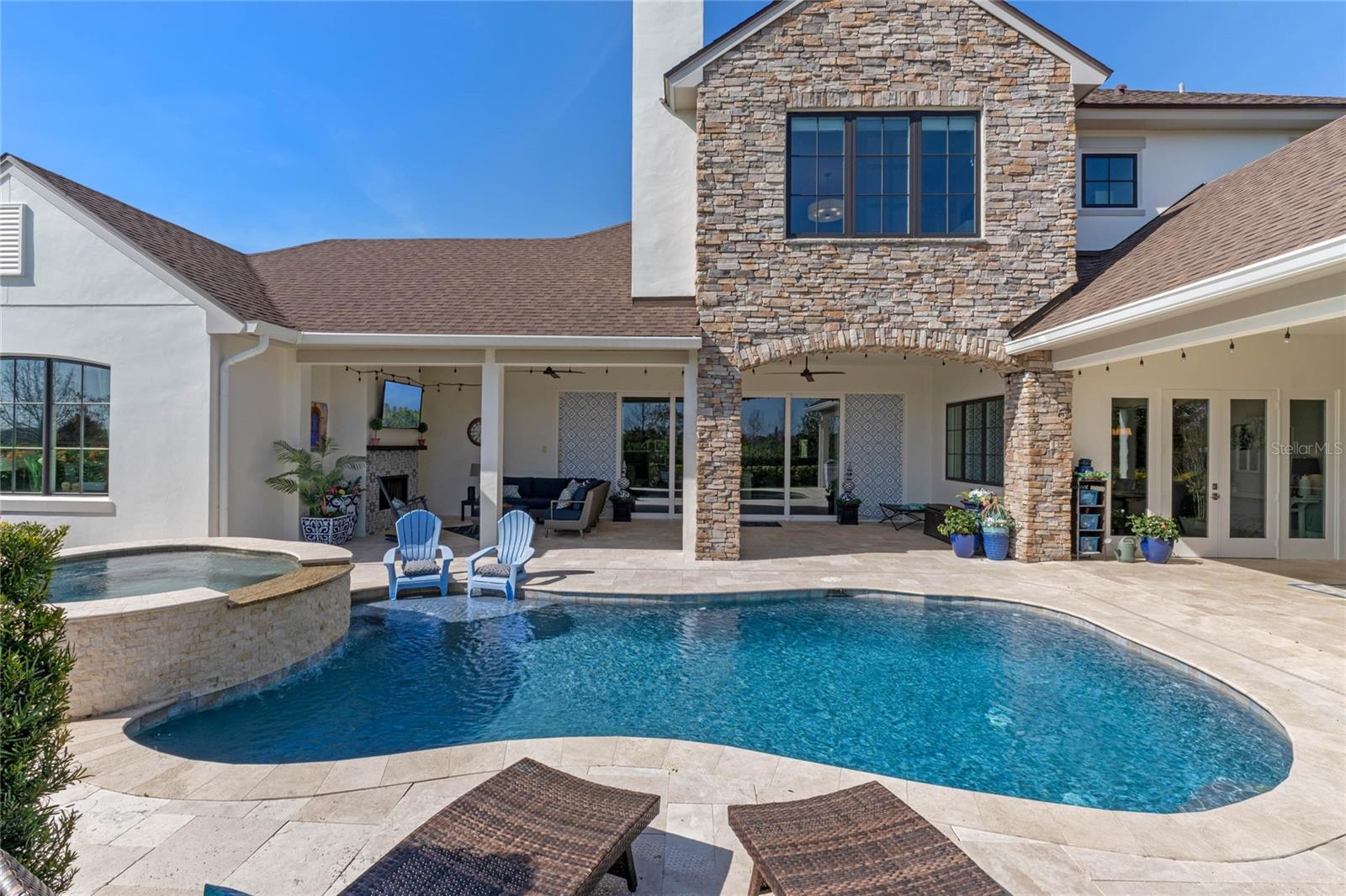 BALDWIN PARKA - Residential