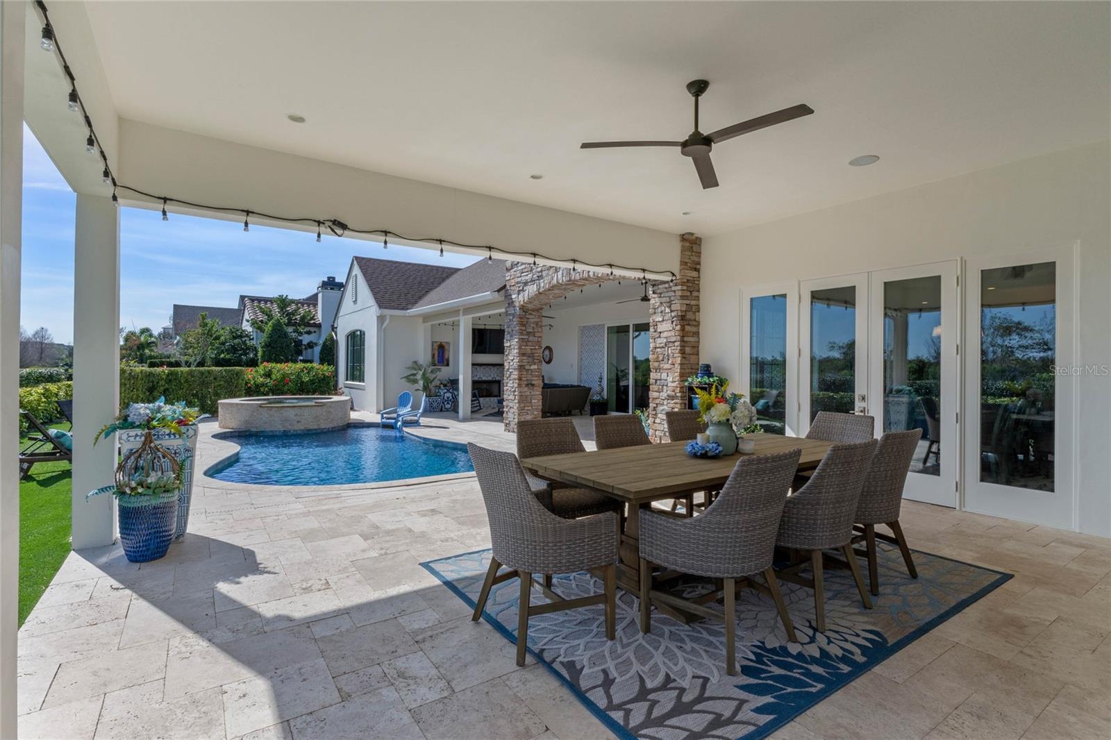 BALDWIN PARKA - Residential