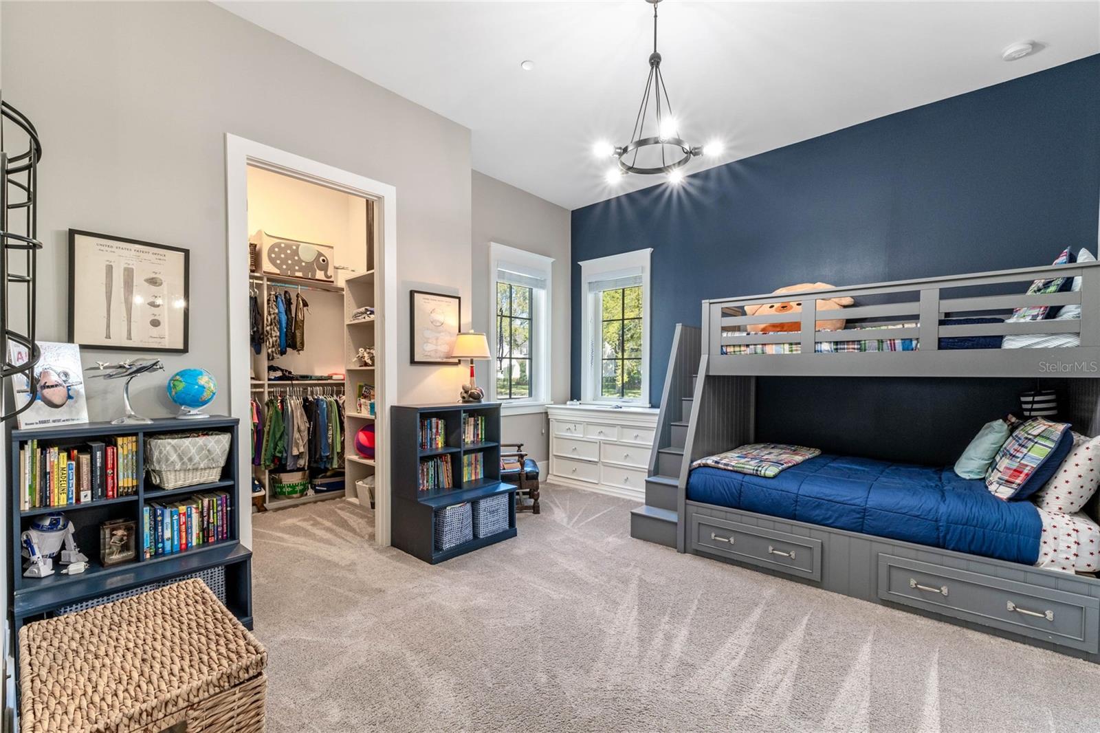 BALDWIN PARKA - Residential