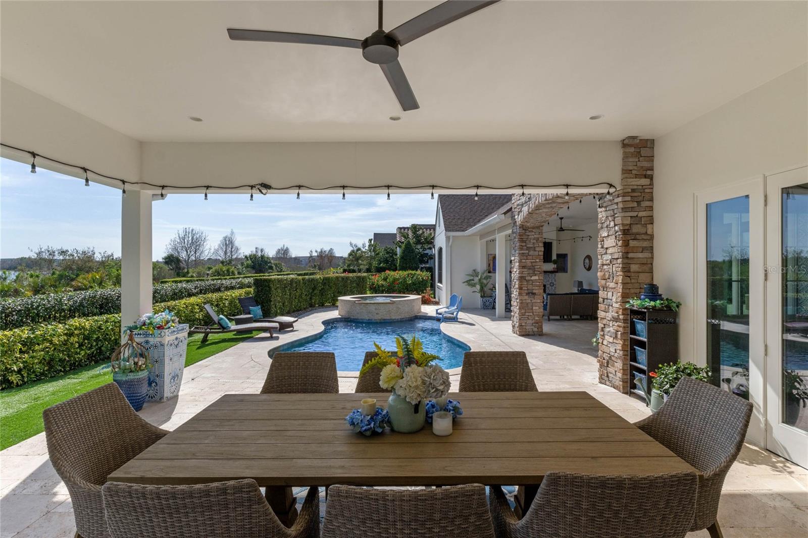 BALDWIN PARKA - Residential