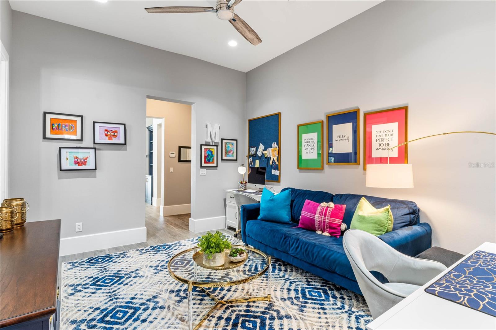 BALDWIN PARKA - Residential