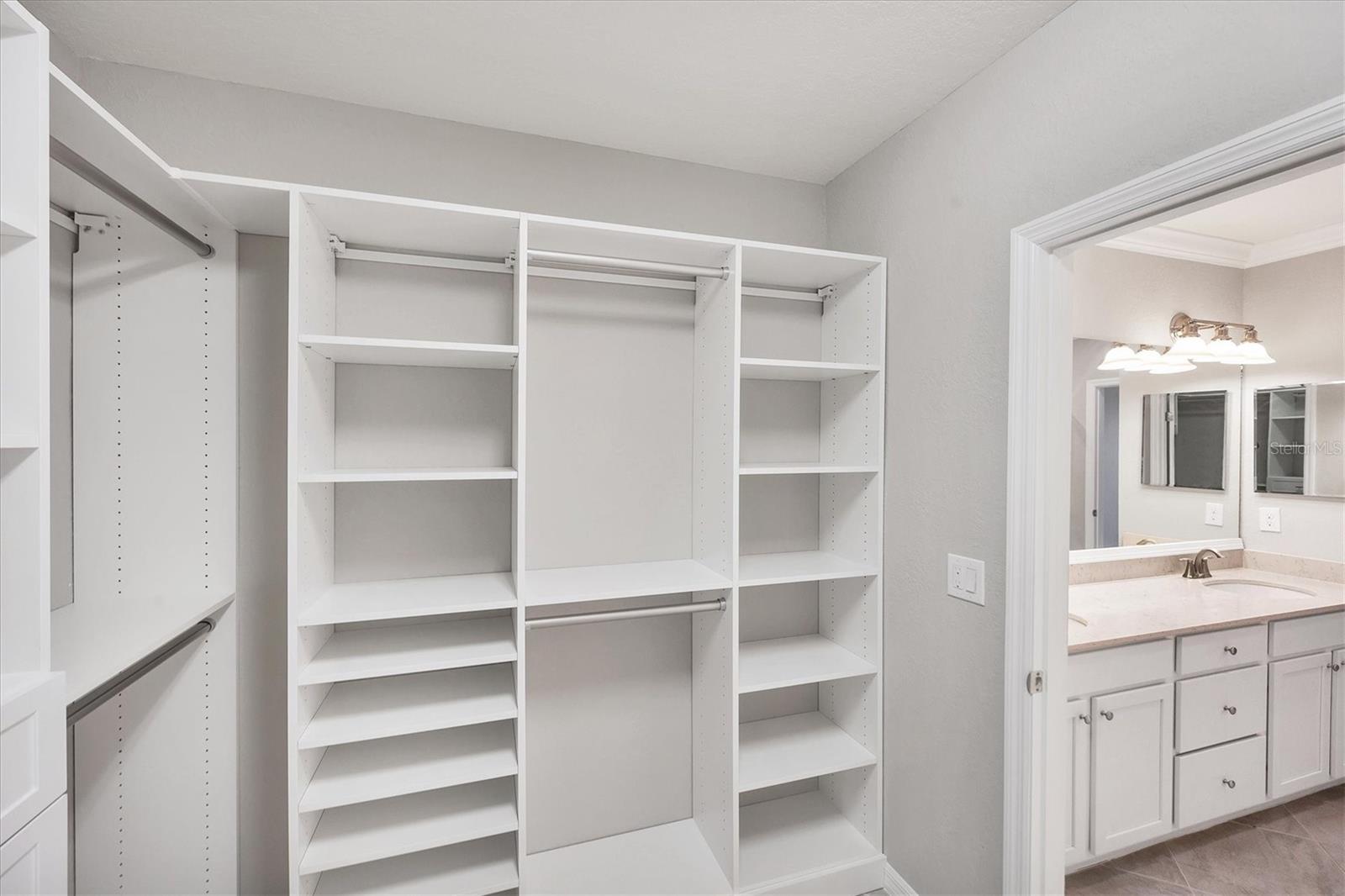 SARASOTA NATIONAL - Residential