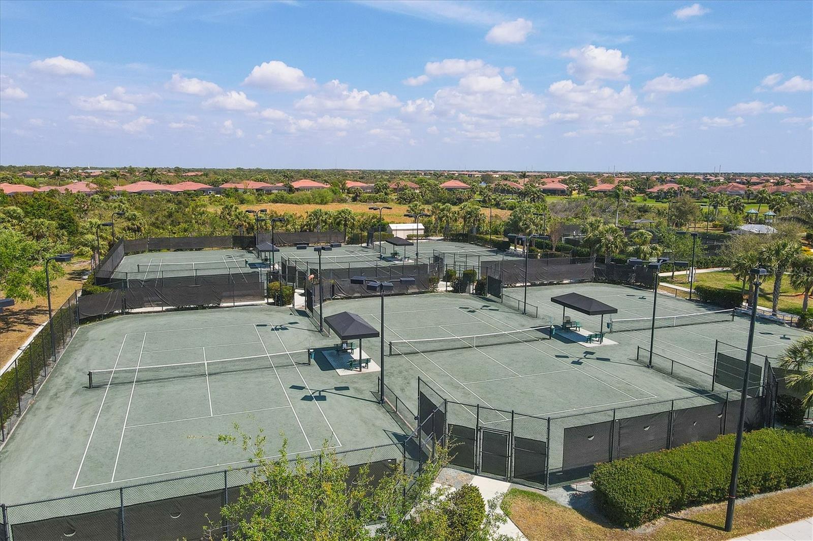 SARASOTA NATIONAL - Residential