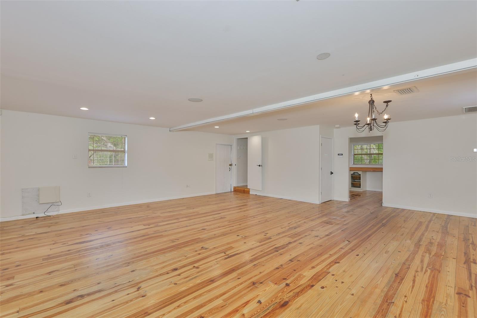 HICKORY CREEK 1ST ADD - Residential