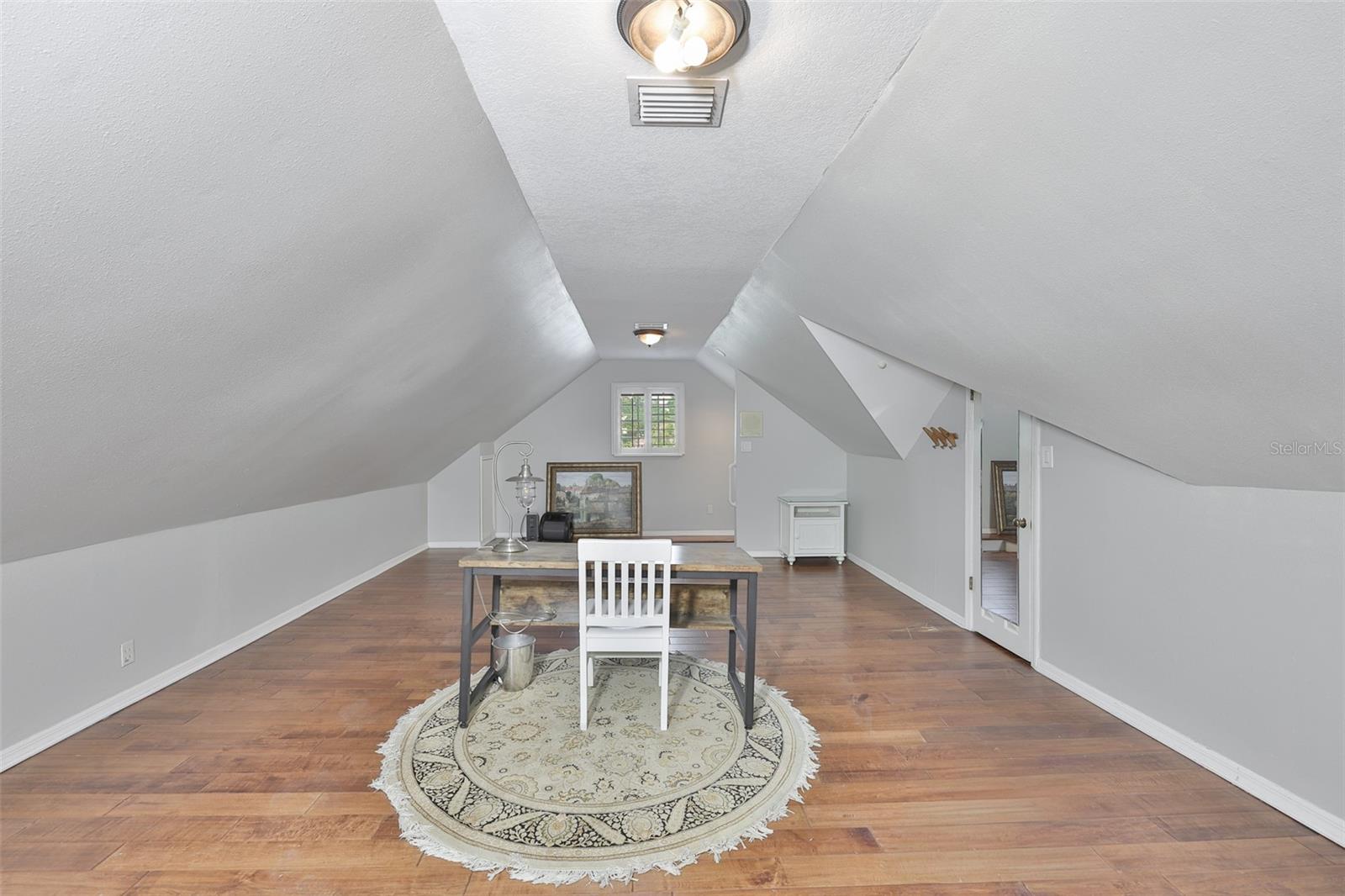 HICKORY CREEK 1ST ADD - Residential