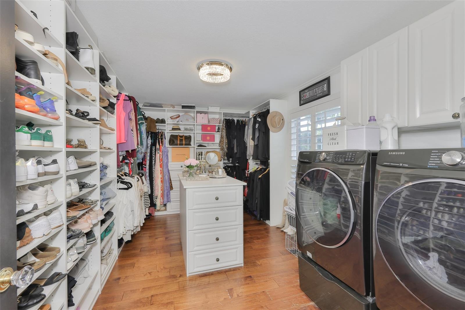 HICKORY CREEK 1ST ADD - Residential