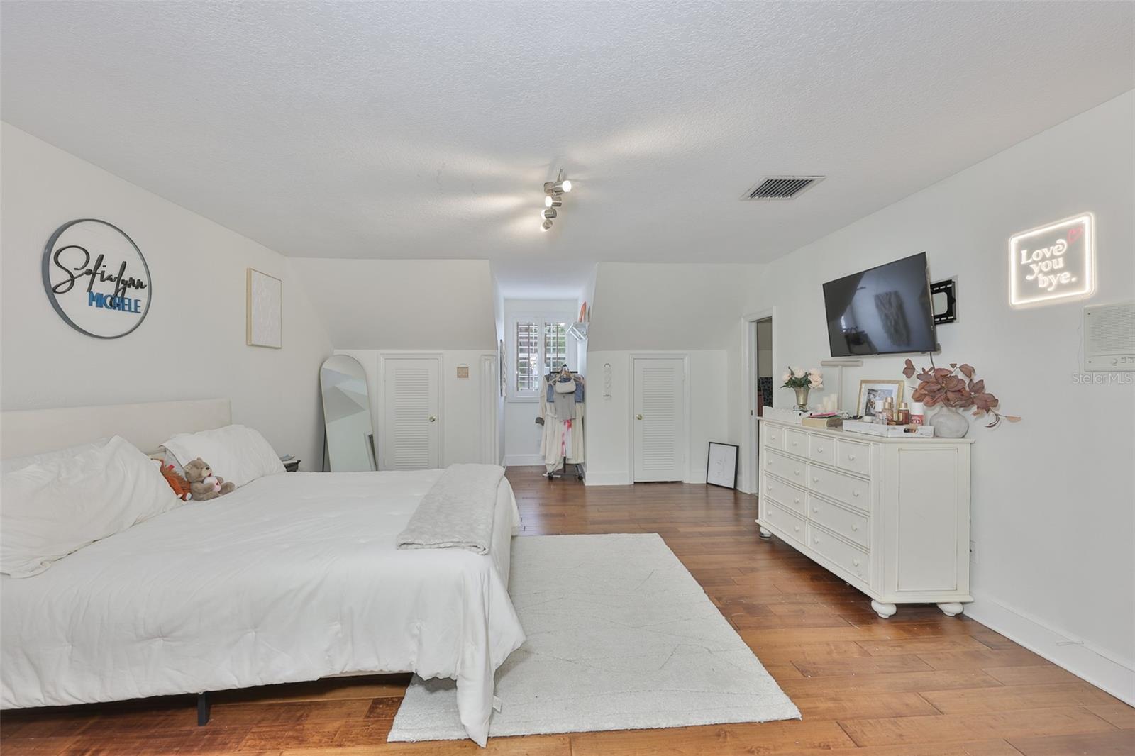 HICKORY CREEK 1ST ADD - Residential