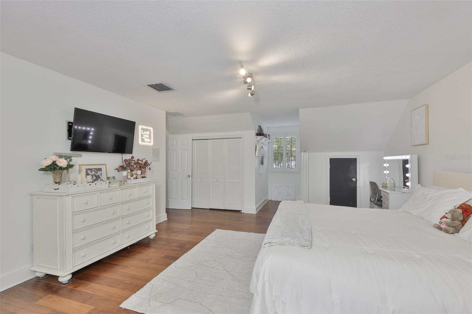 HICKORY CREEK 1ST ADD - Residential