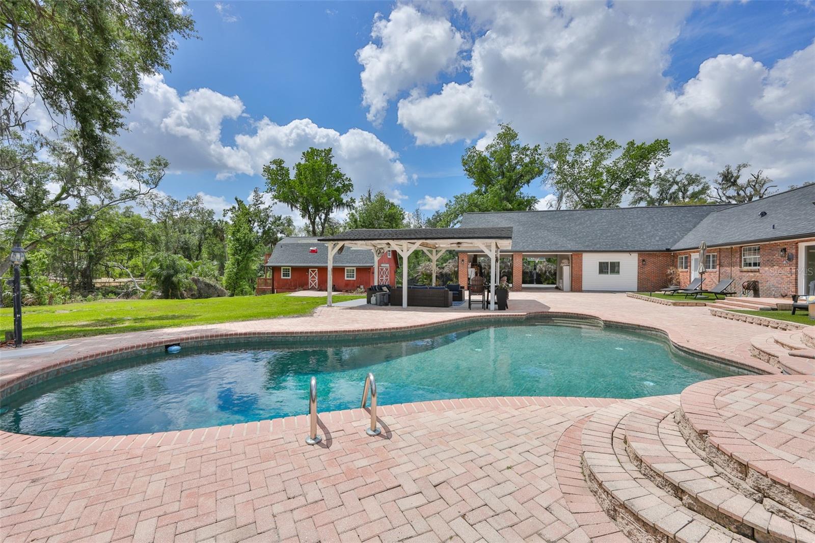 HICKORY CREEK 1ST ADD - Residential