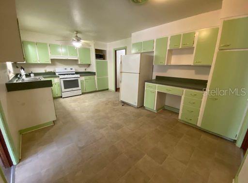 CREEKSIDE - Residential Lease