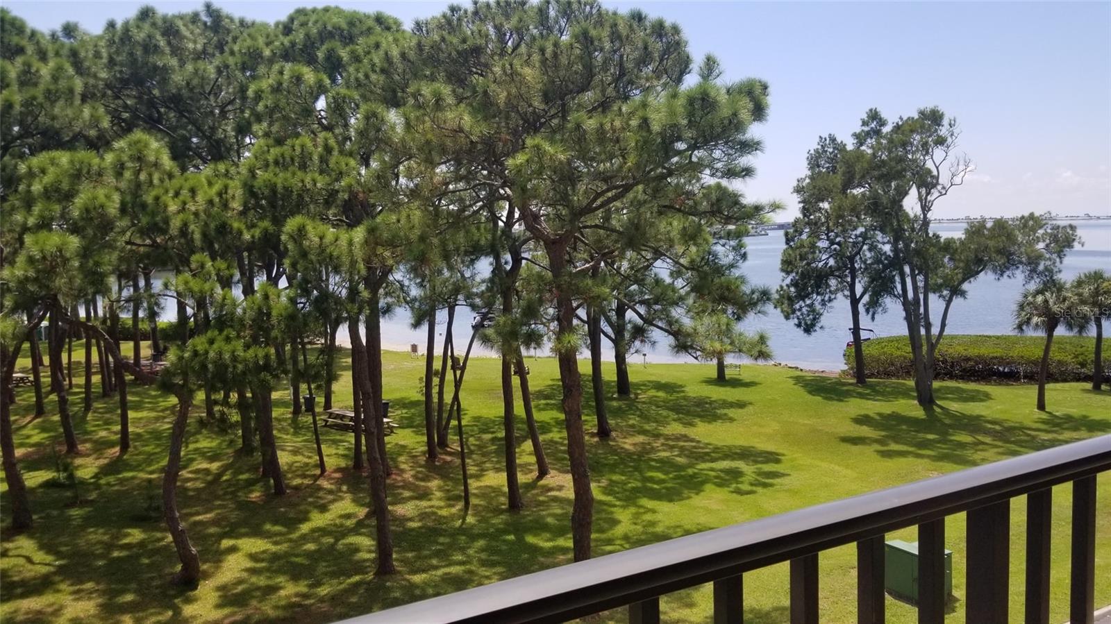 MEDITERRANEAN MANORS - Residential Lease