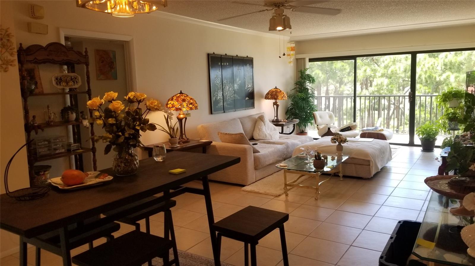 MEDITERRANEAN MANORS - Residential Lease