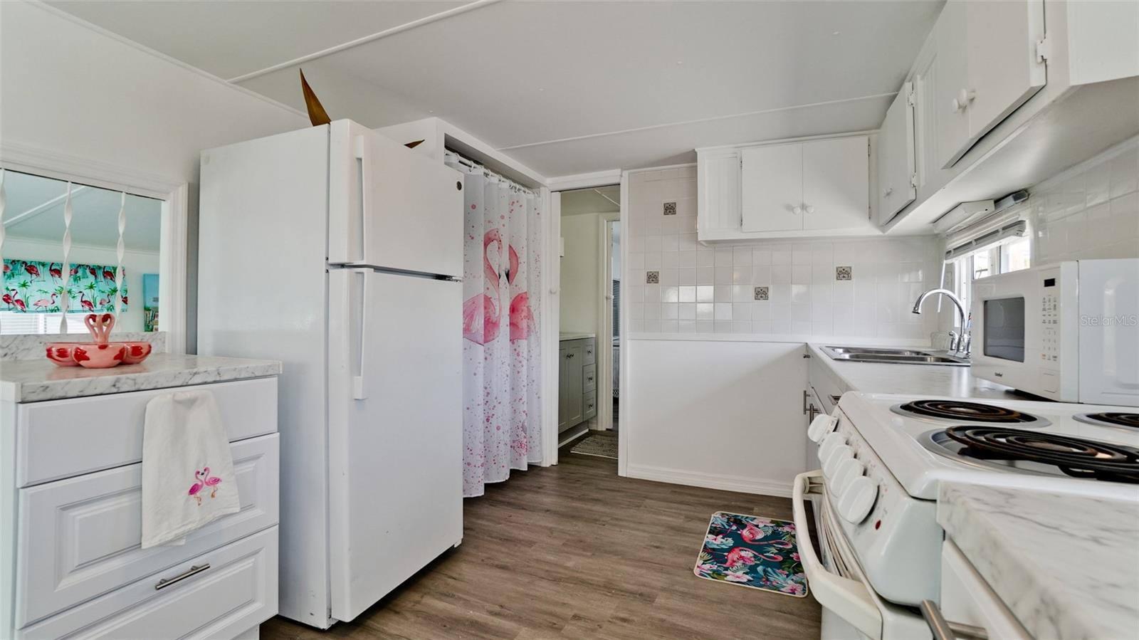 PARADISE BAY ESTATES CO-OP - Residential