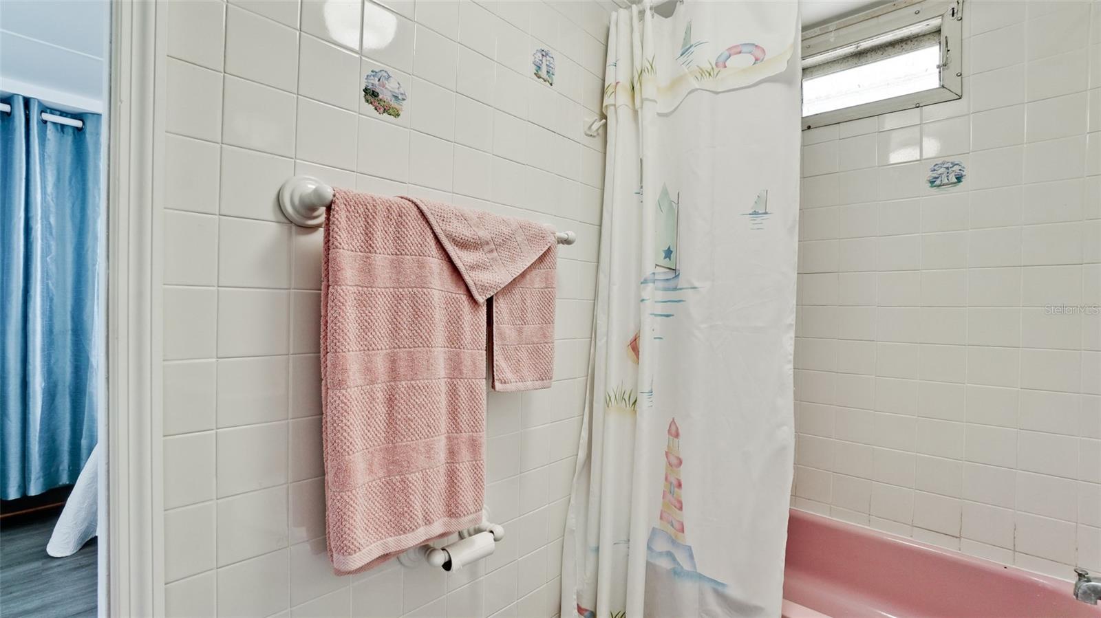 PARADISE BAY ESTATES CO-OP - Residential