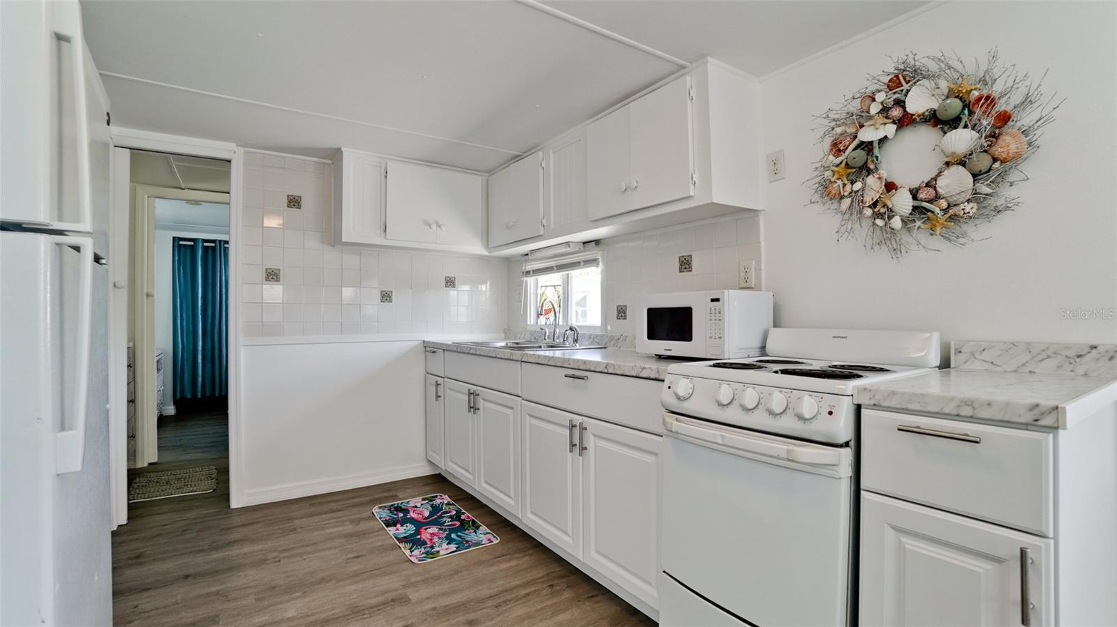 PARADISE BAY ESTATES CO-OP - Residential