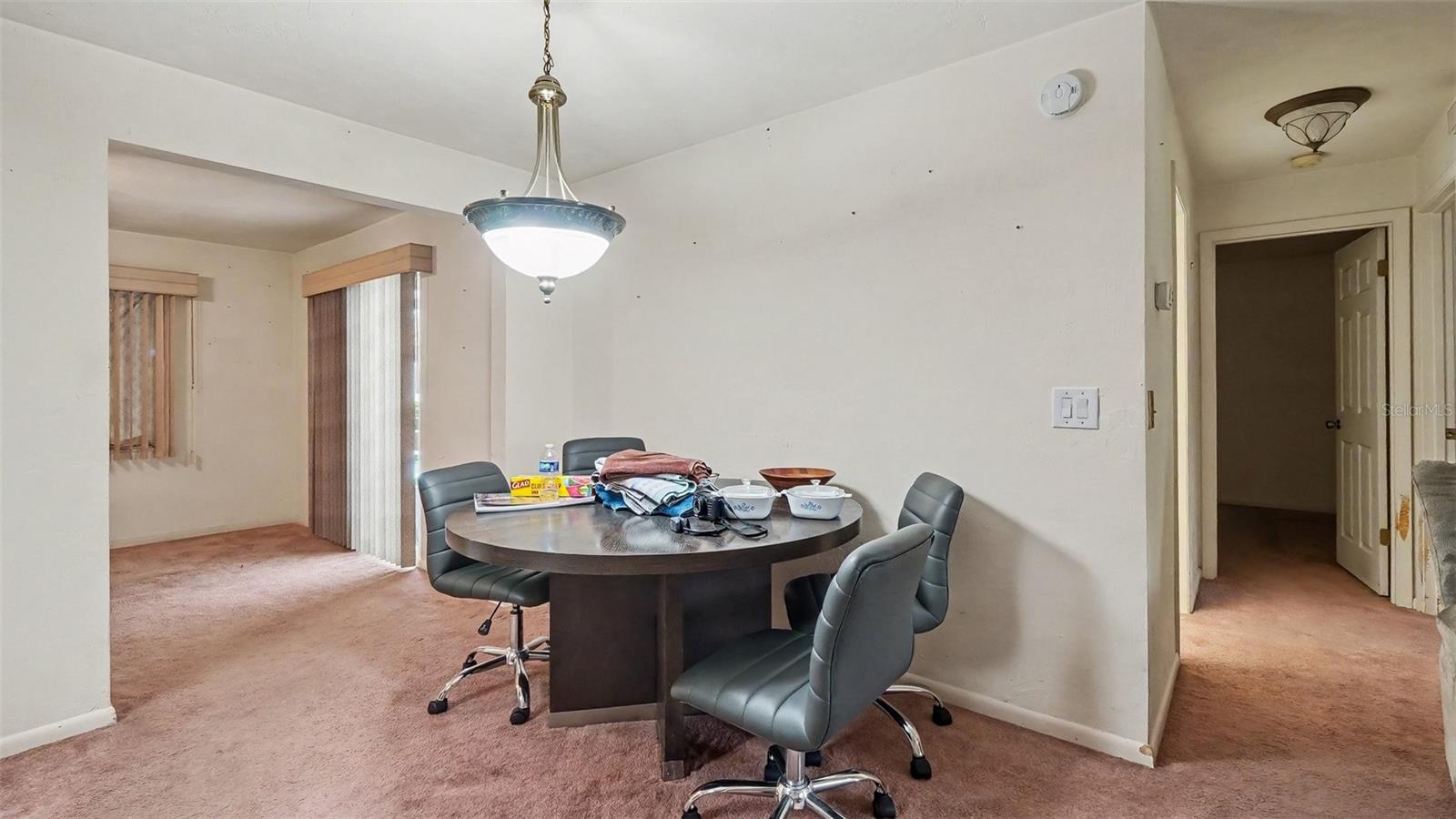 163 W ROYALFERN PLACE