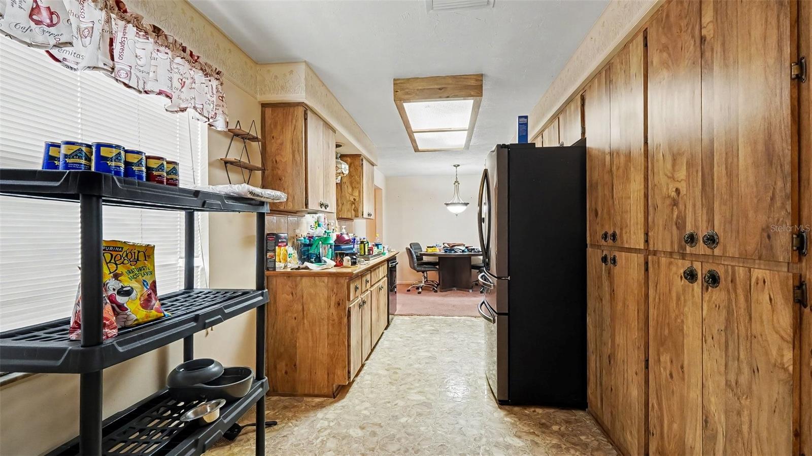 163 W ROYALFERN PLACE