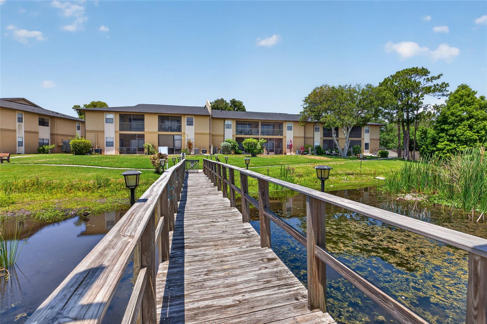 BELLA VISTA ON LAKE - Residential