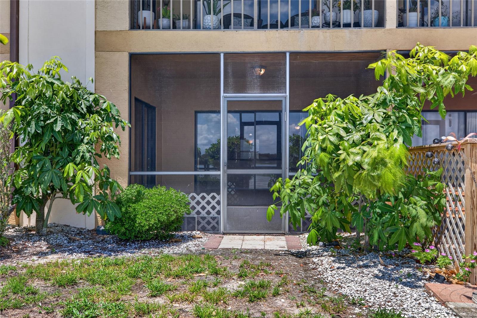 BELLA VISTA ON LAKE - Residential