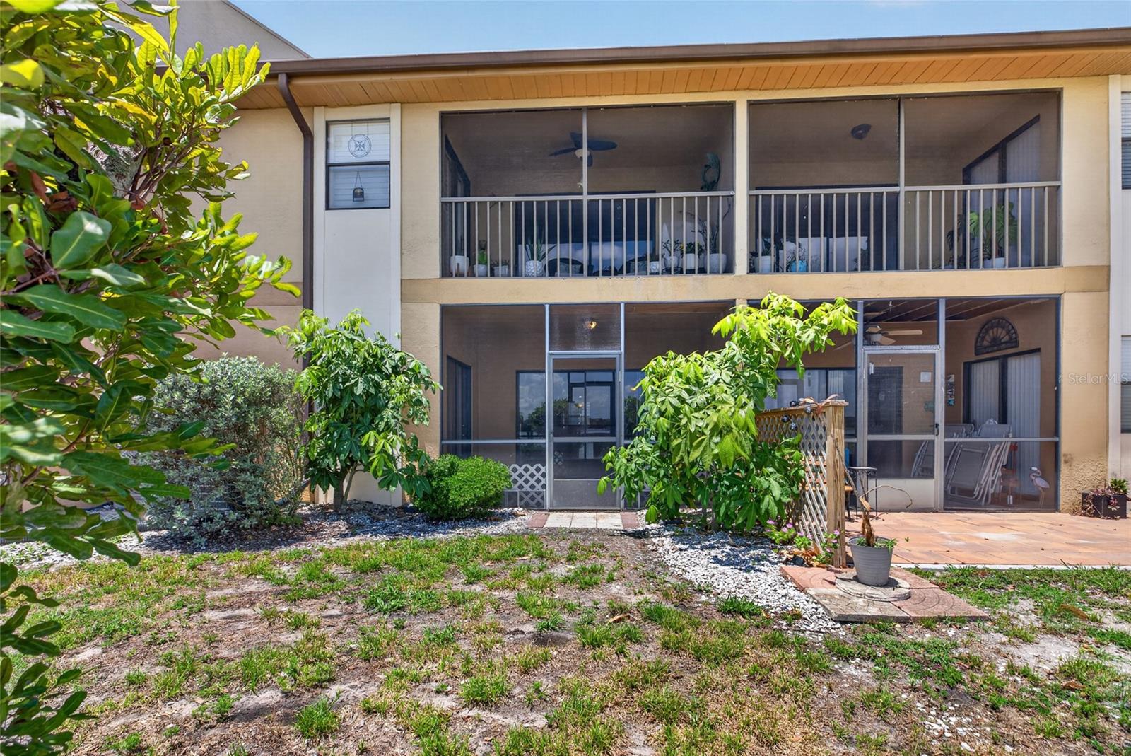 BELLA VISTA ON LAKE - Residential