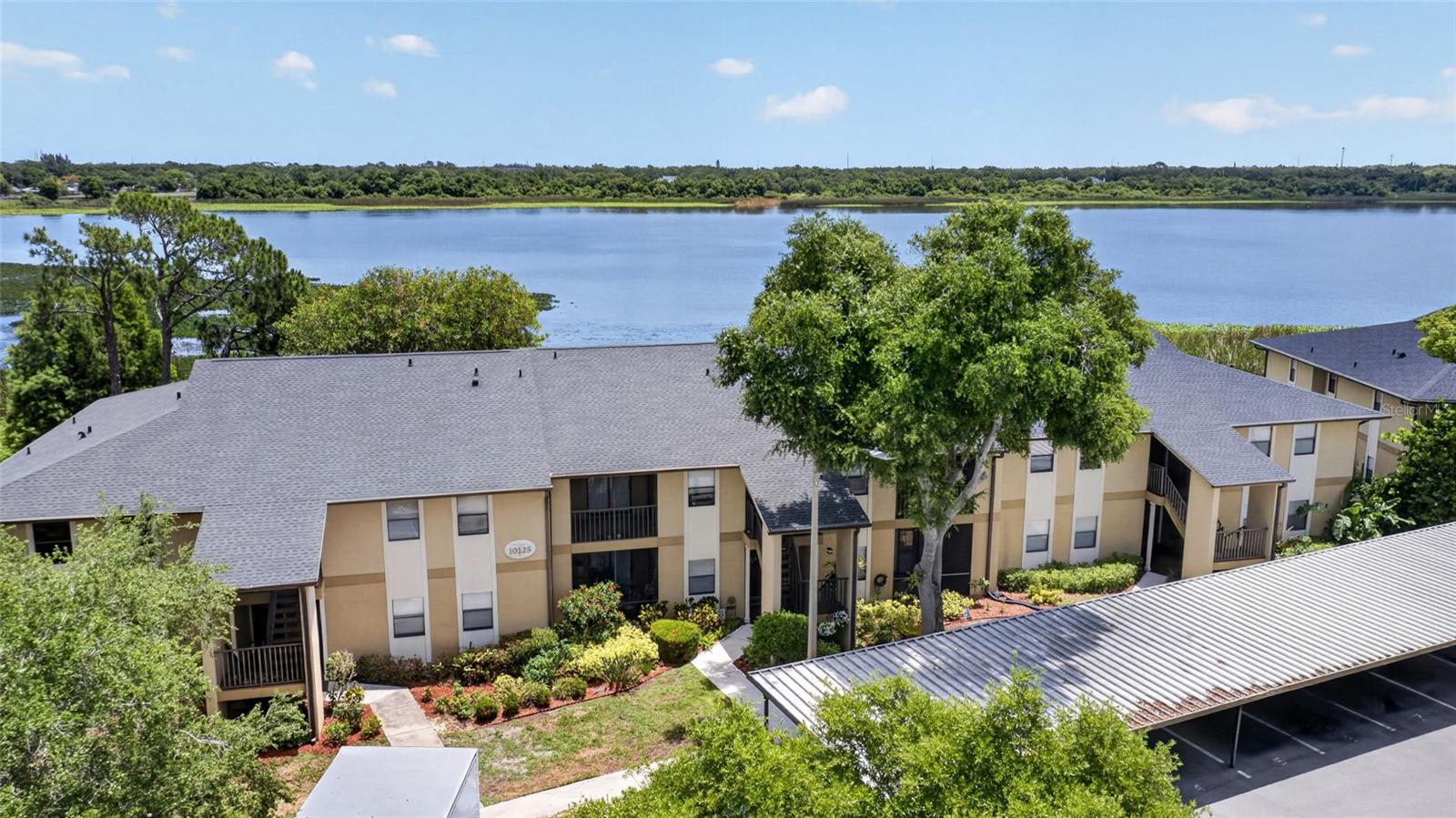 BELLA VISTA ON LAKE - Residential