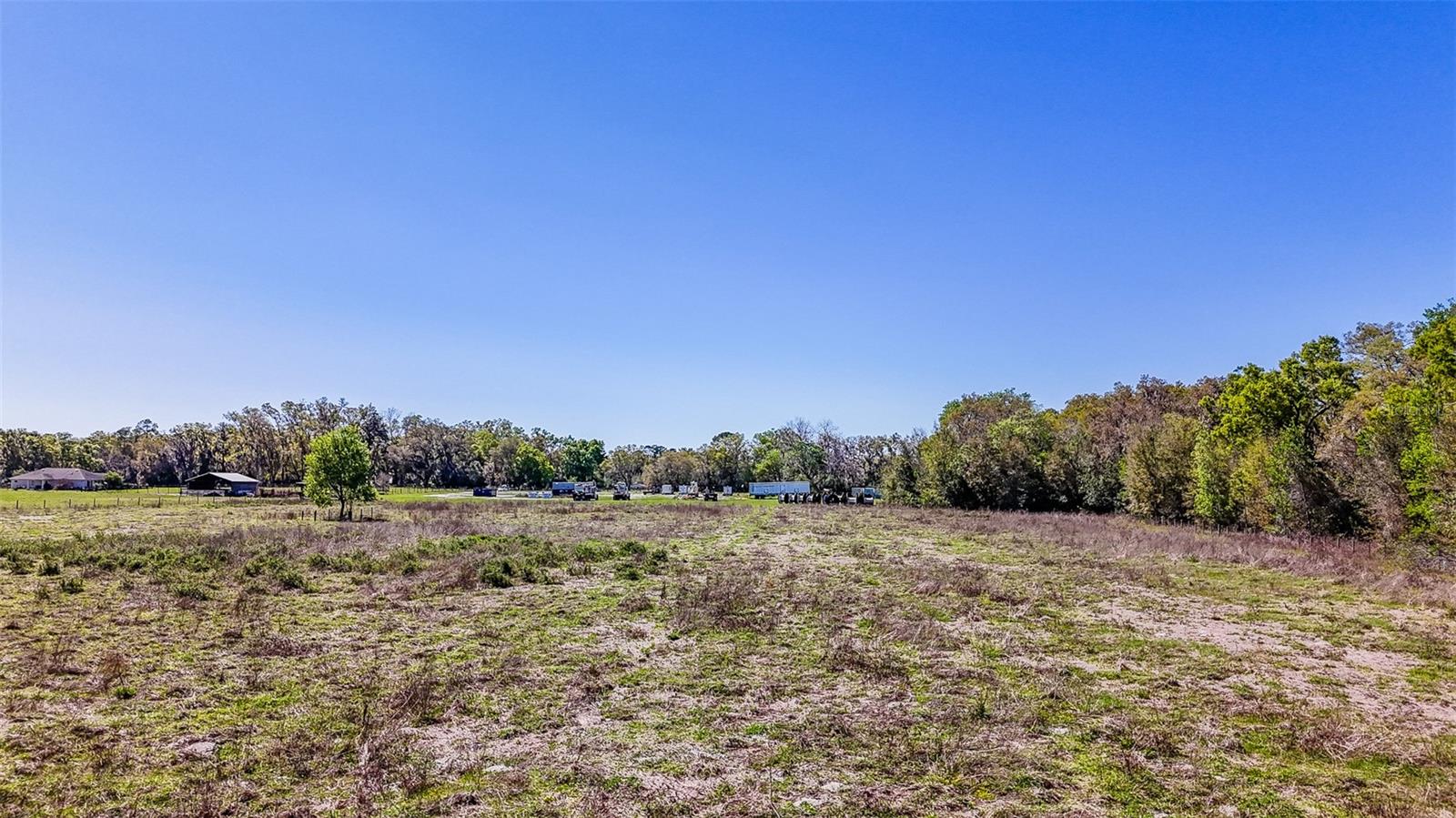 HOMESTEAD RANCHES - Land