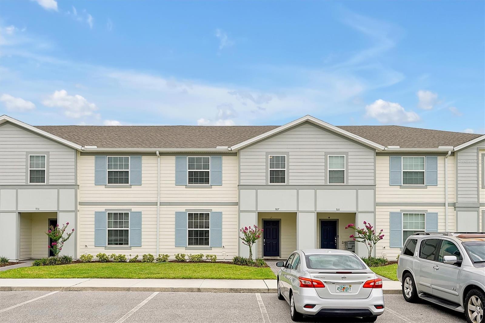 927 PARADISE DRIVE