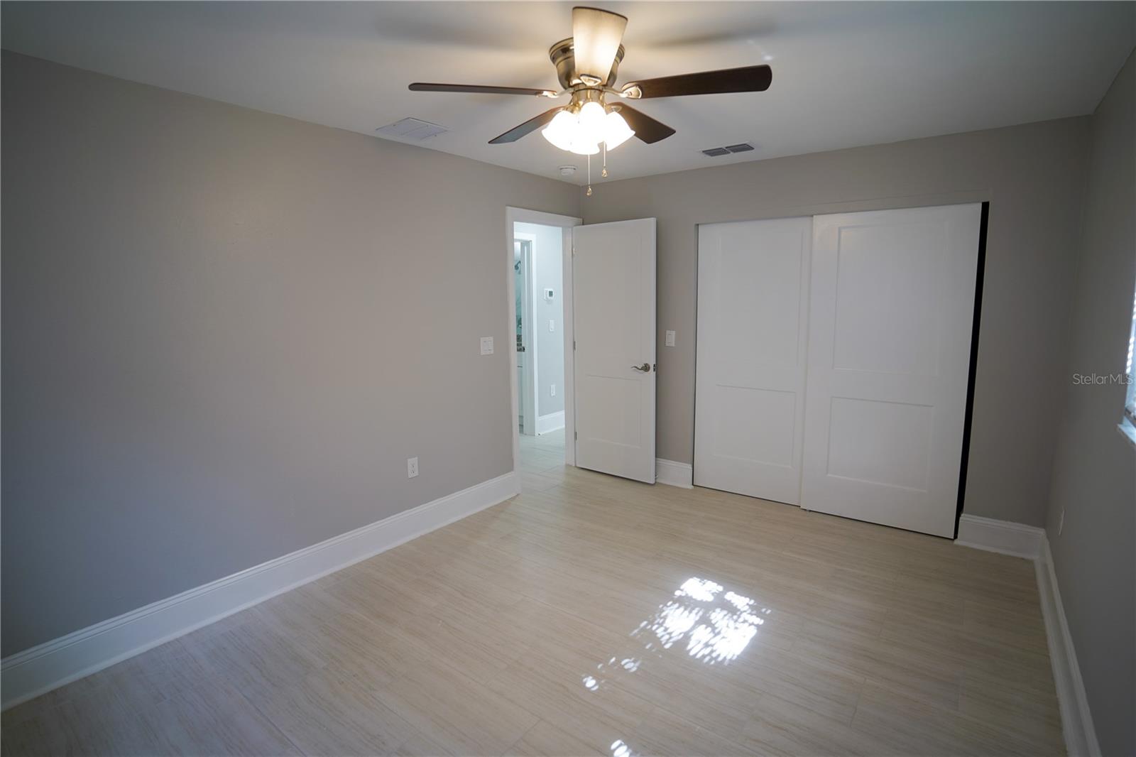 MIRA BELLA 1 - Residential