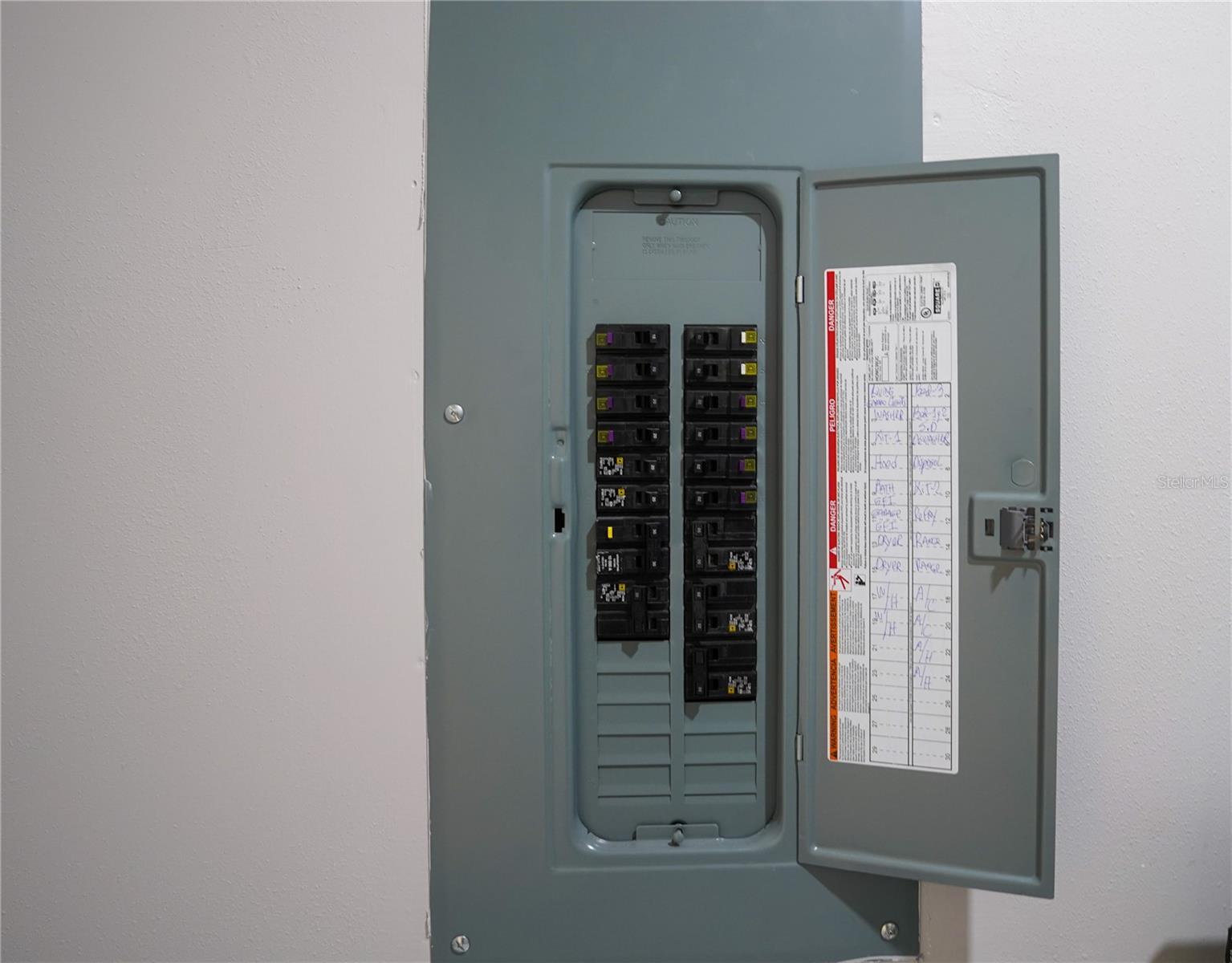 MIRA BELLA 1 - Residential