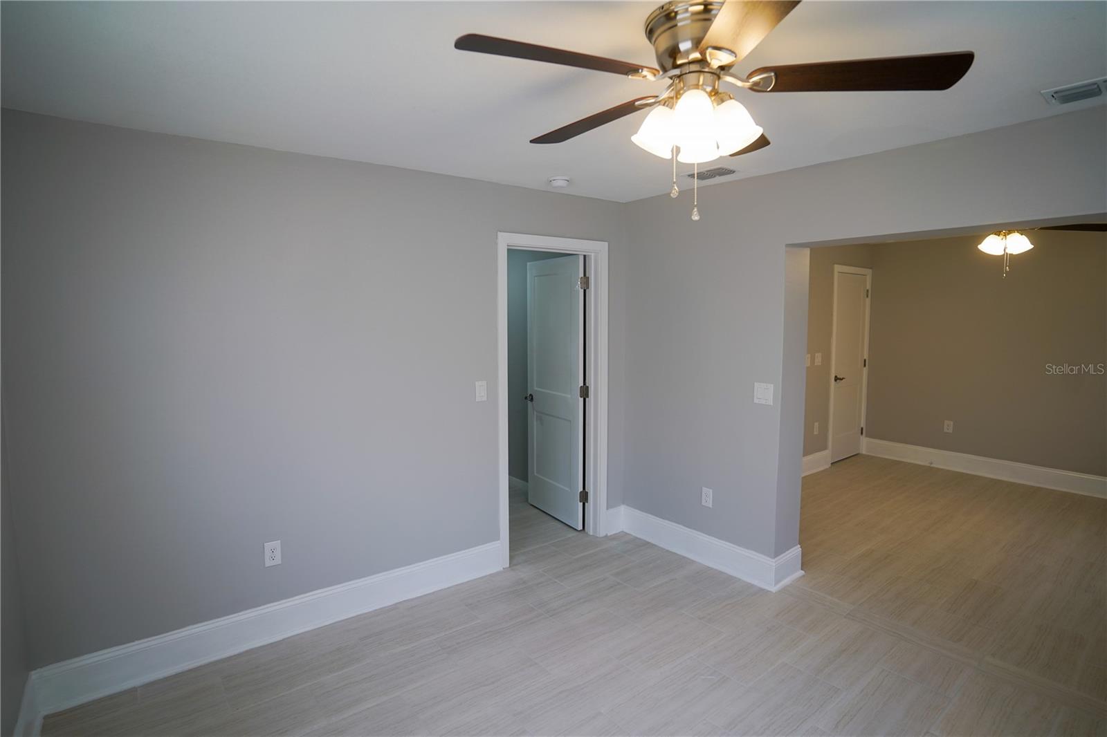 MIRA BELLA 1 - Residential