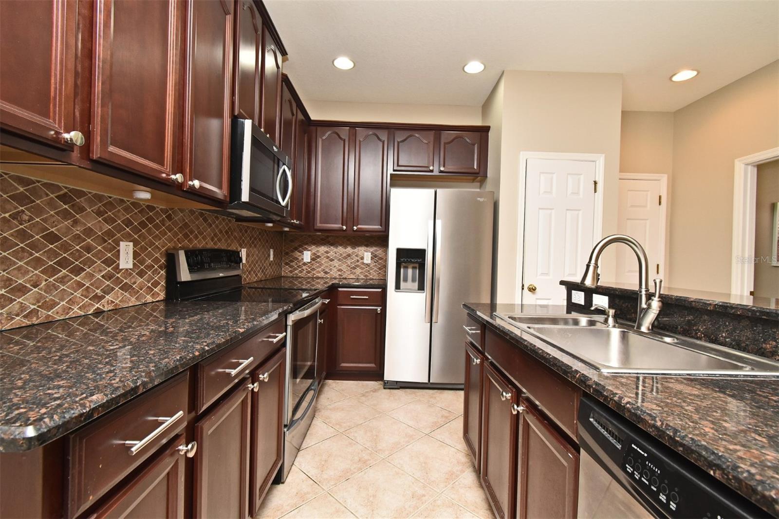 CLAYTON CROSSING - Residential Lease