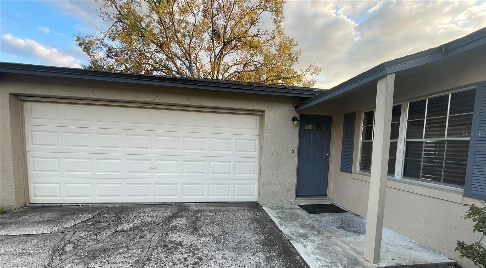 WOODBERY ESTATES - Residential Lease