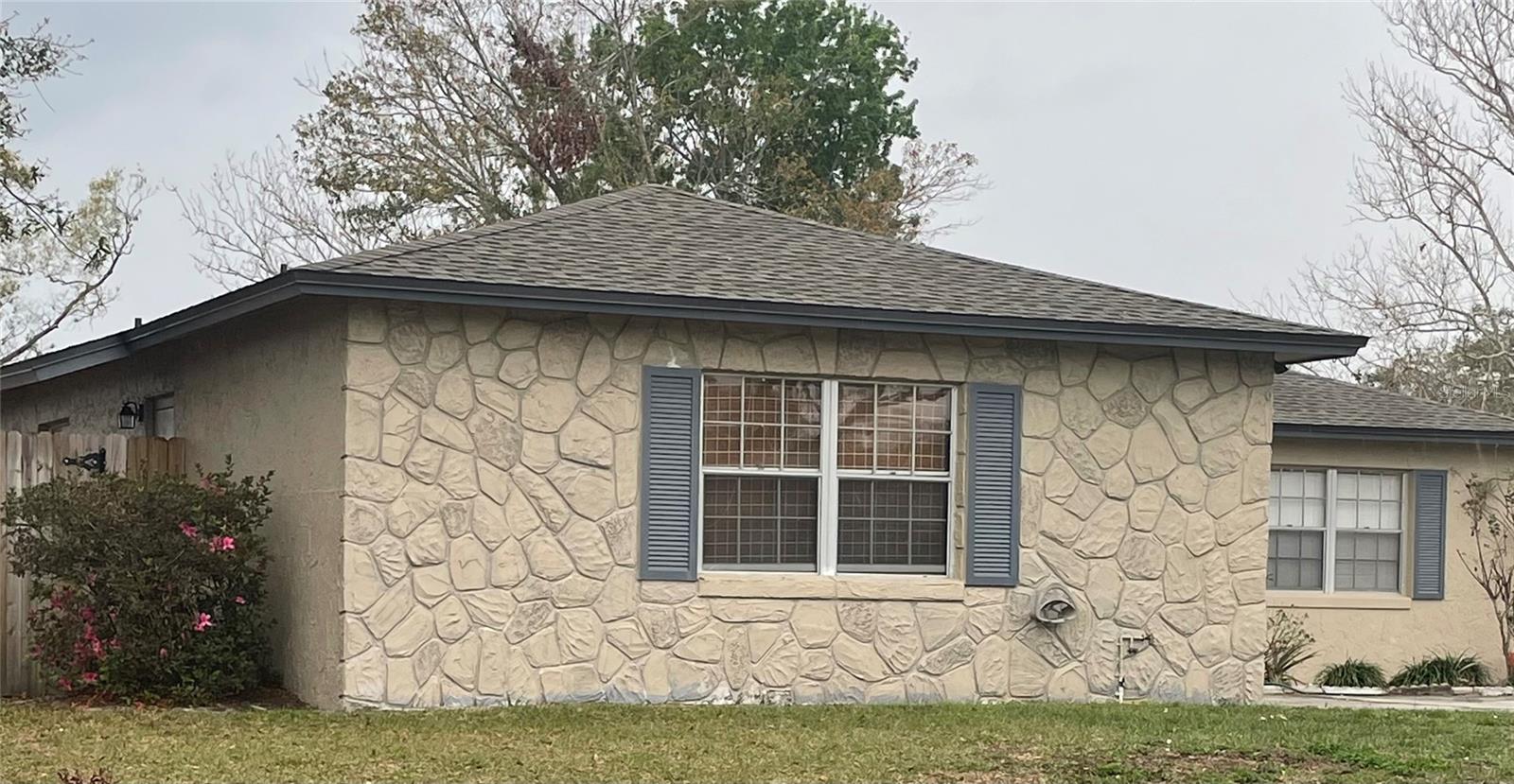 WOODBERY ESTATES - Residential Lease