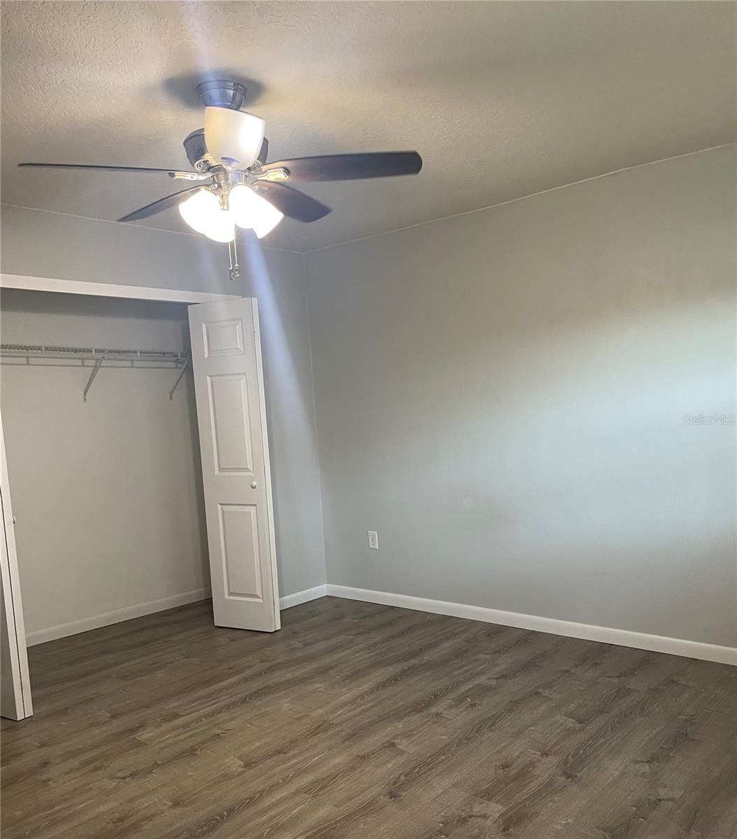 WOODBERY ESTATES - Residential Lease