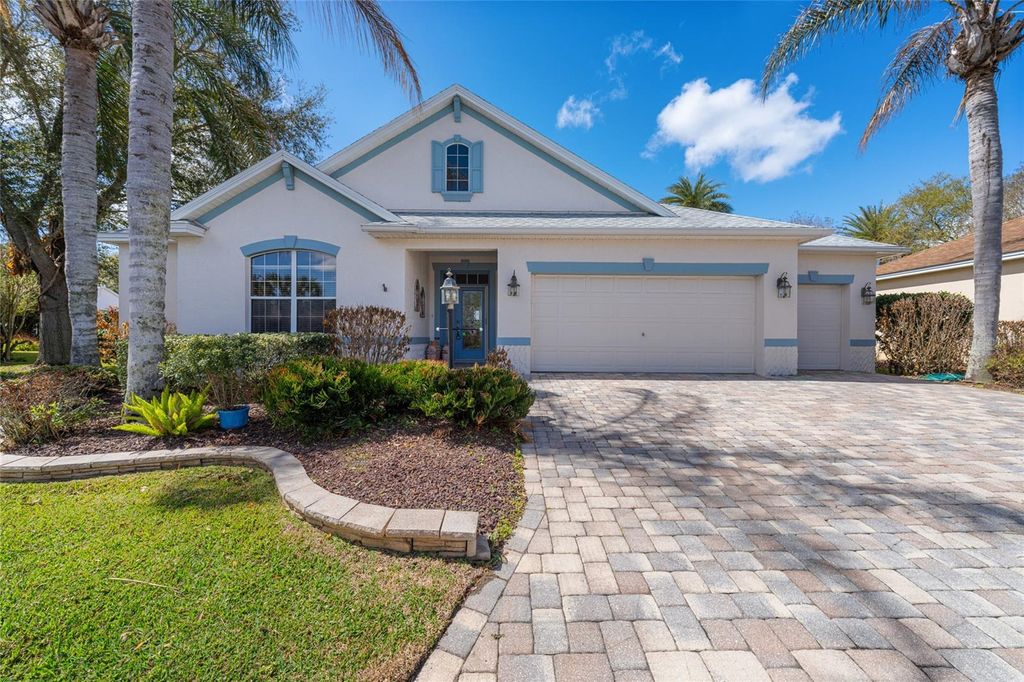 Photo of 646 Stratford Lane, The Villages, FL 32162 (MLS # OM719997)