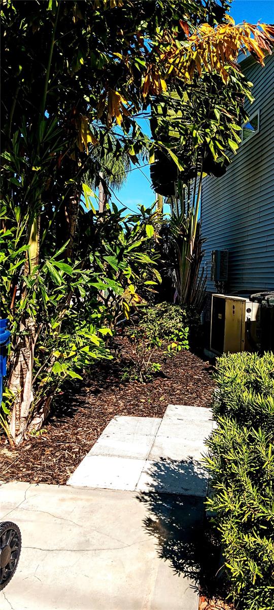 HOLIDAY VILLAGE CO-OP M/H UNREC - Residential