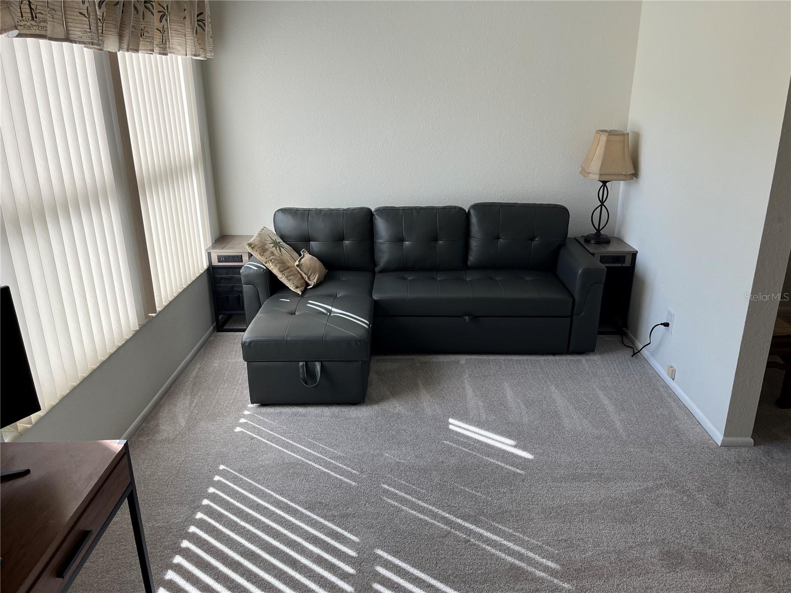 ON TOP OF THE WORLD - Residential