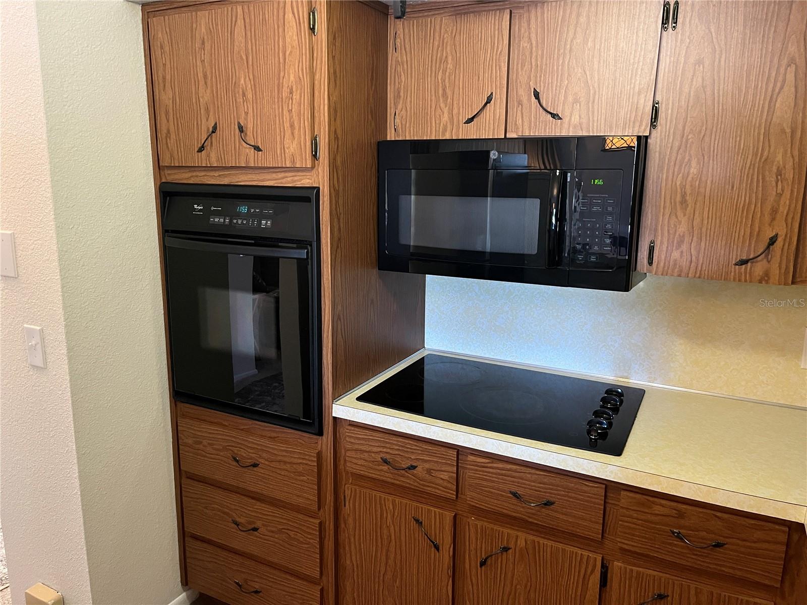 ON TOP OF THE WORLD - Residential