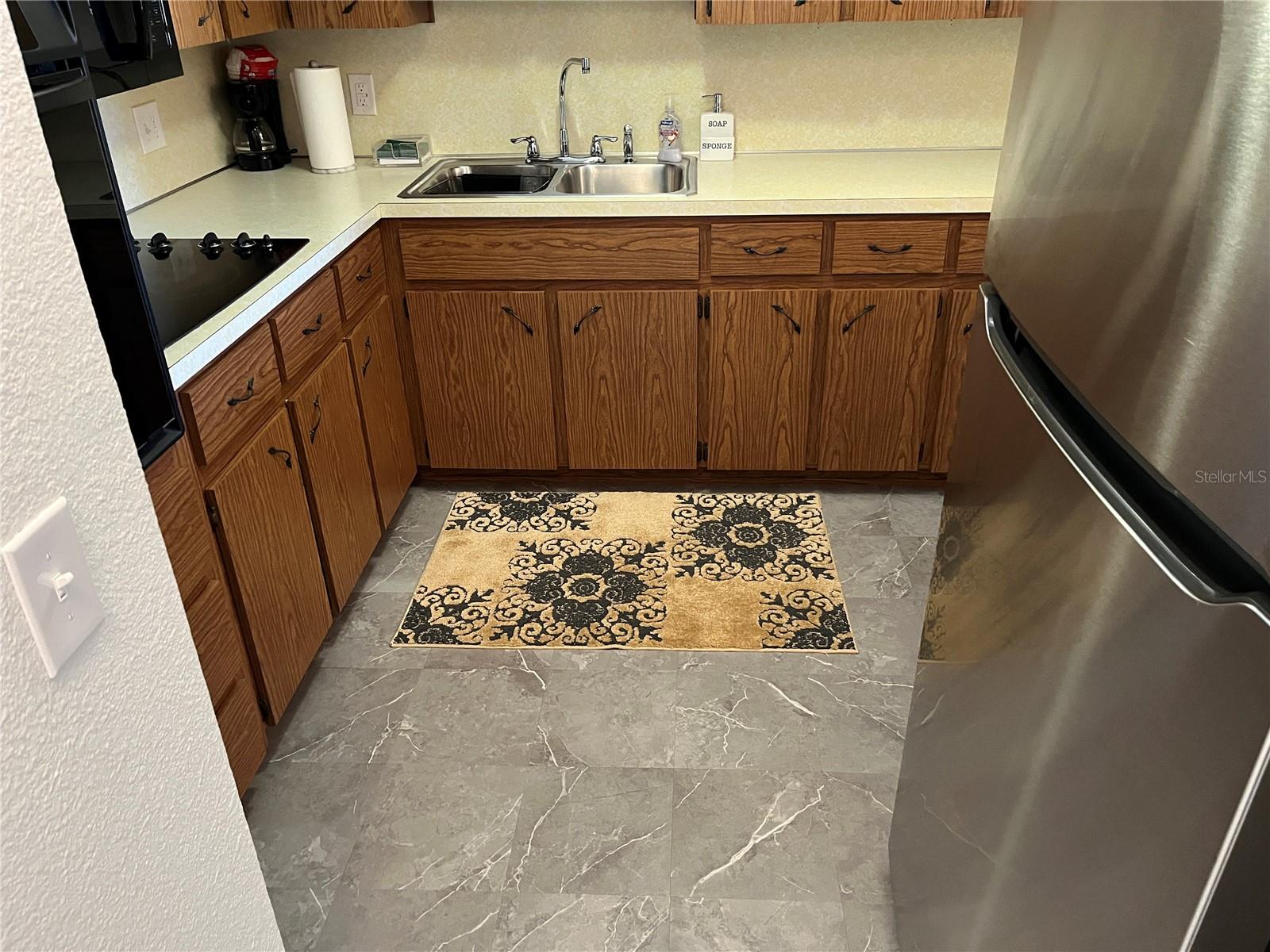 ON TOP OF THE WORLD - Residential