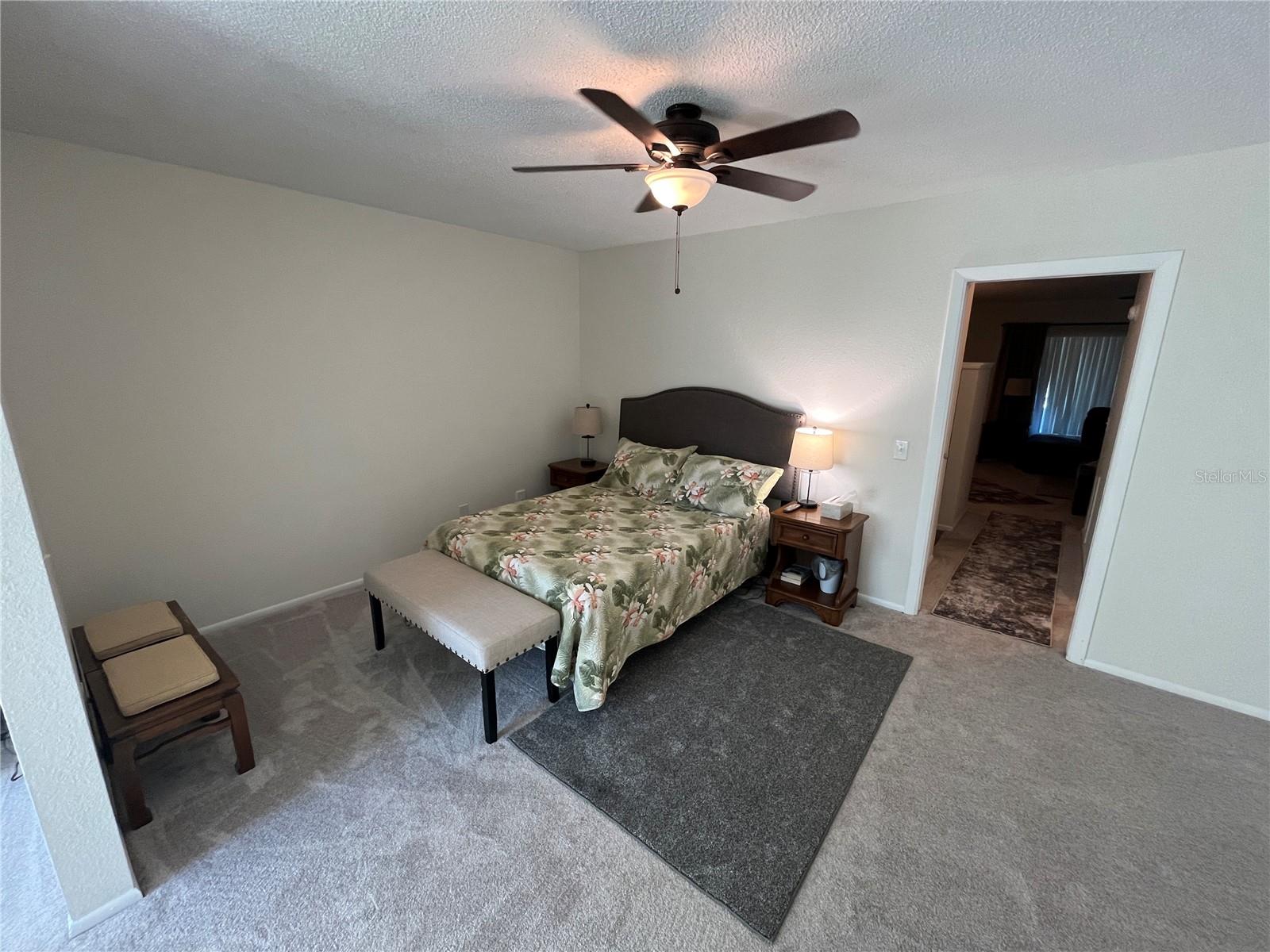 ON TOP OF THE WORLD - Residential