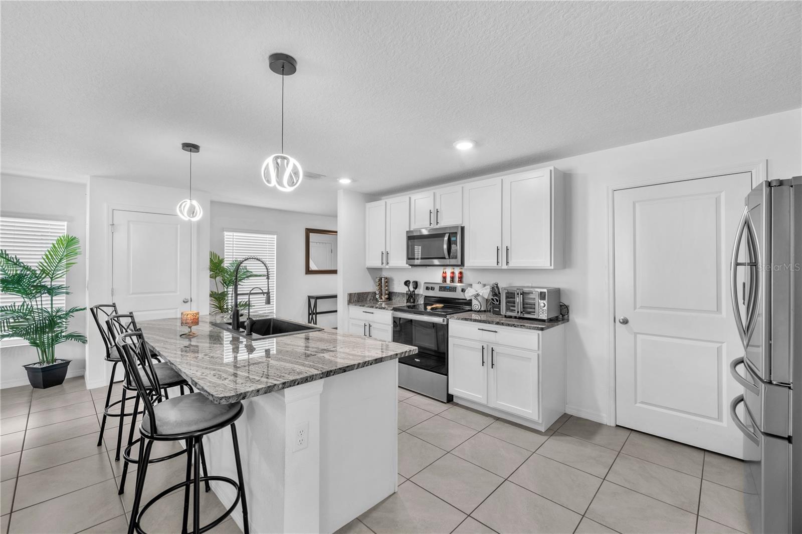 RIDGEWOOD - Residential