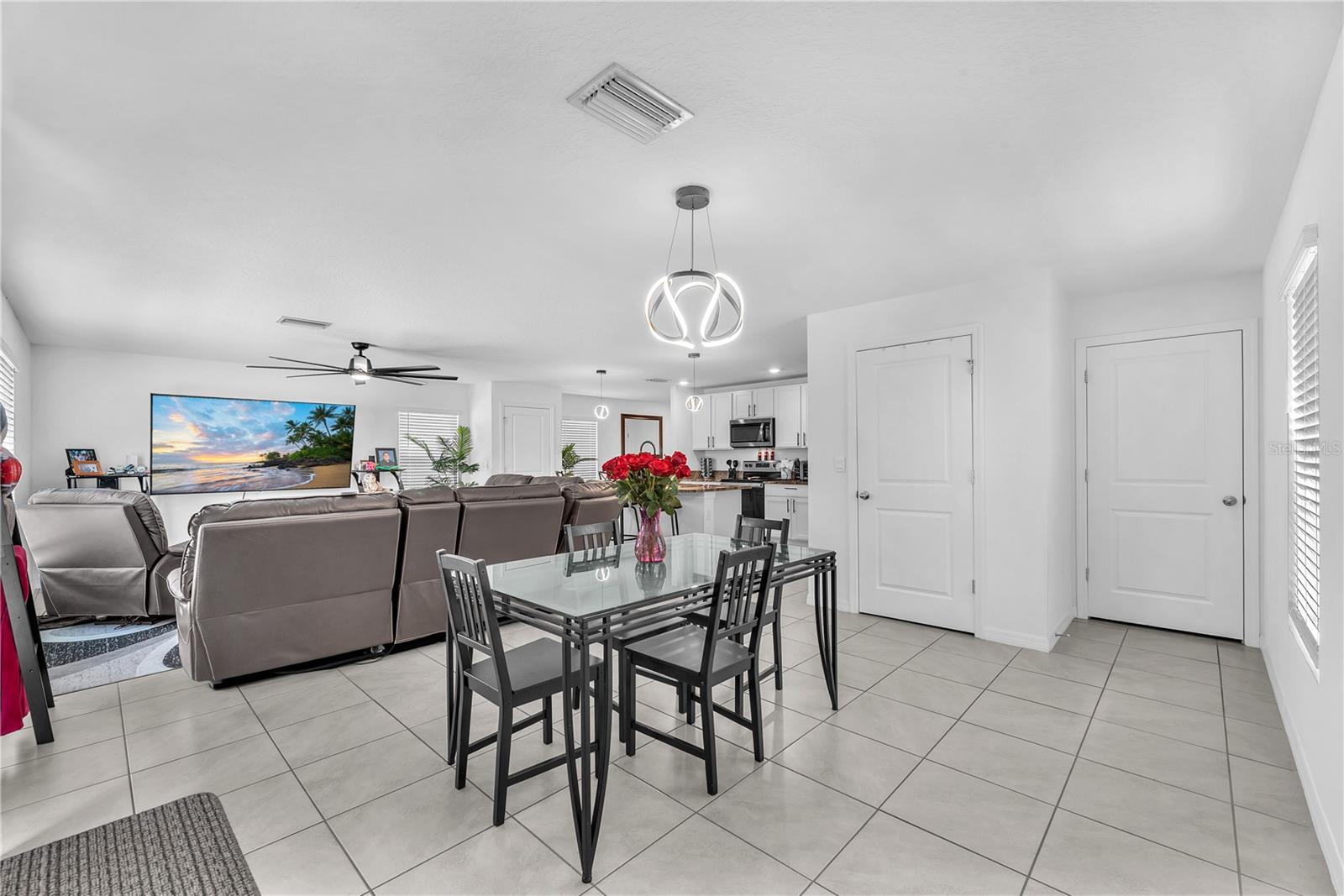 RIDGEWOOD - Residential