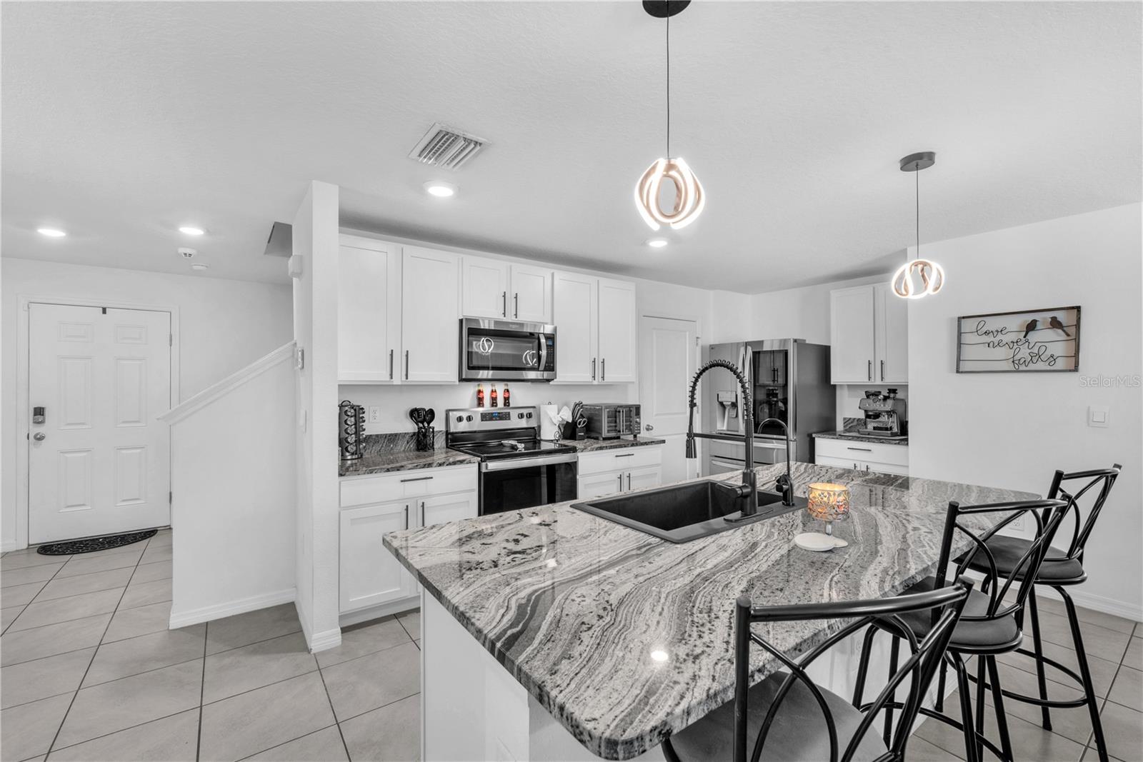 RIDGEWOOD - Residential