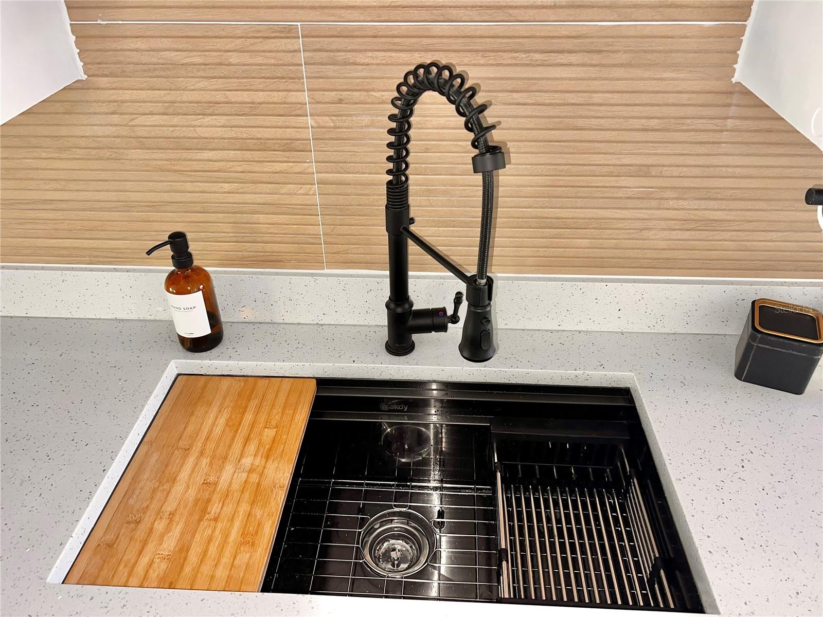 EVERGREEN VILLA - Residential