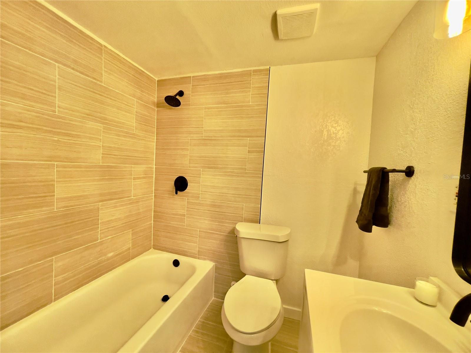 EVERGREEN VILLA - Residential