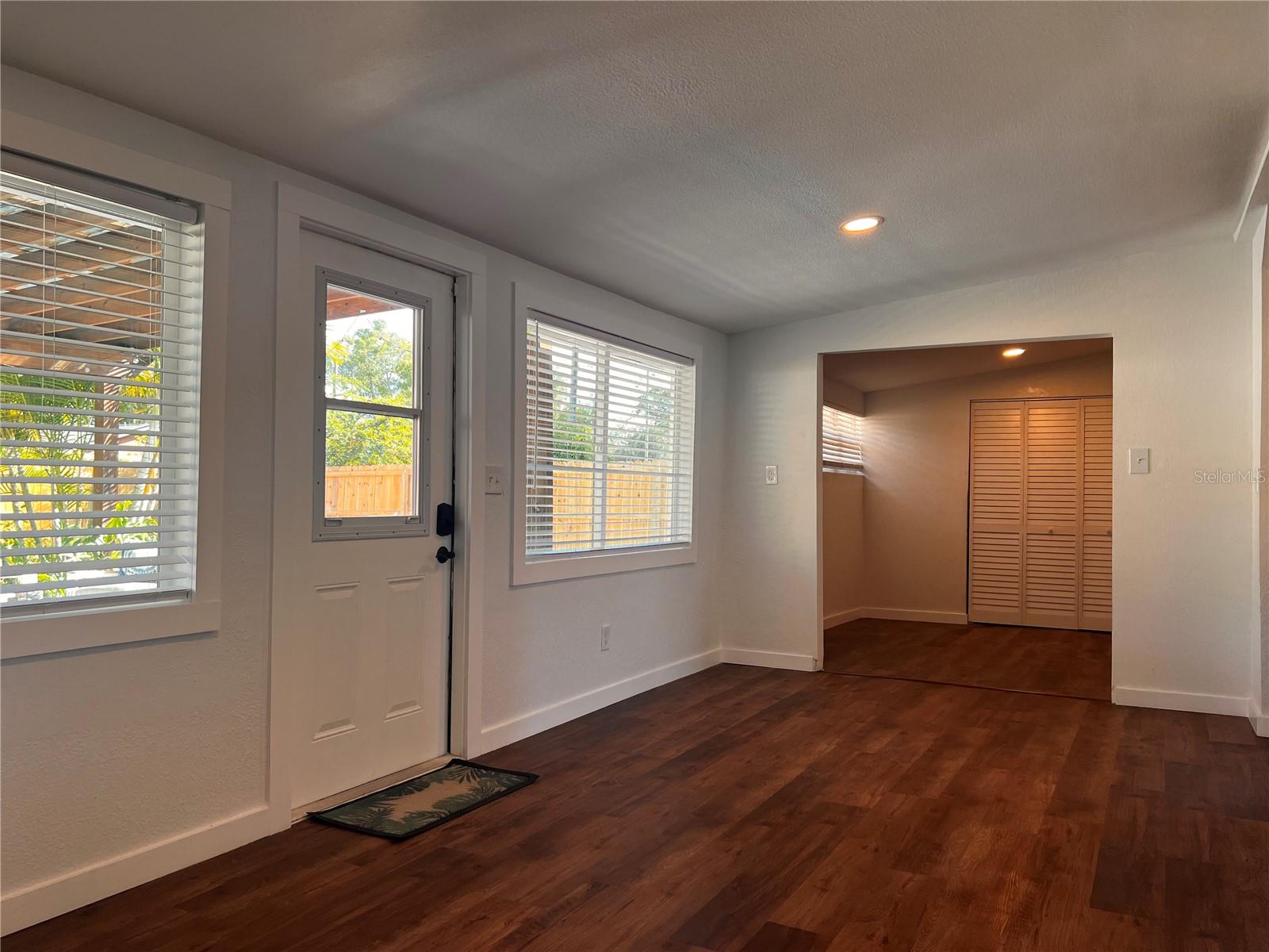 EVERGREEN VILLA - Residential